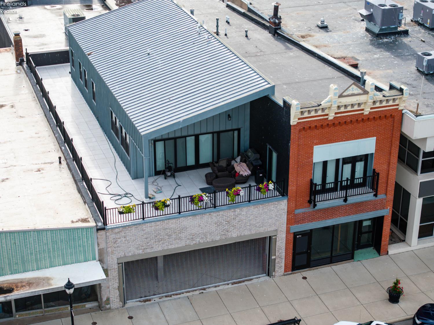 122 Madison Street
