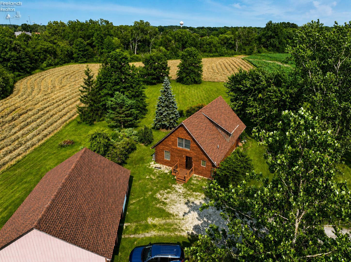 305 S Toussaint Portage Road