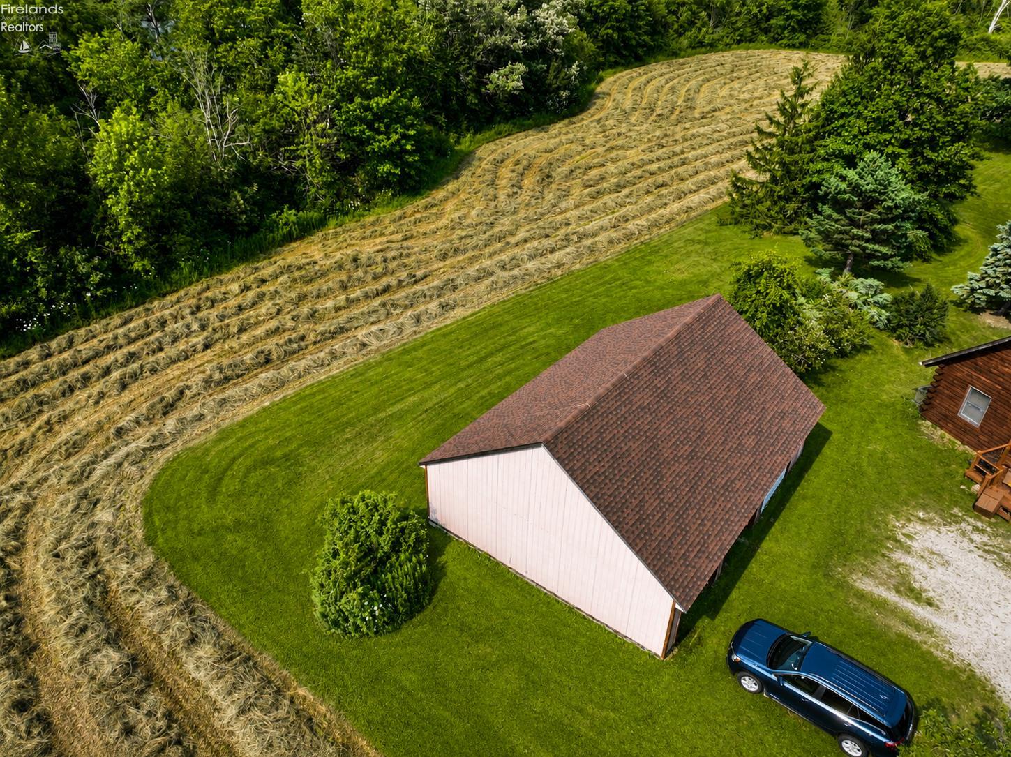 305 S Toussaint Portage Road