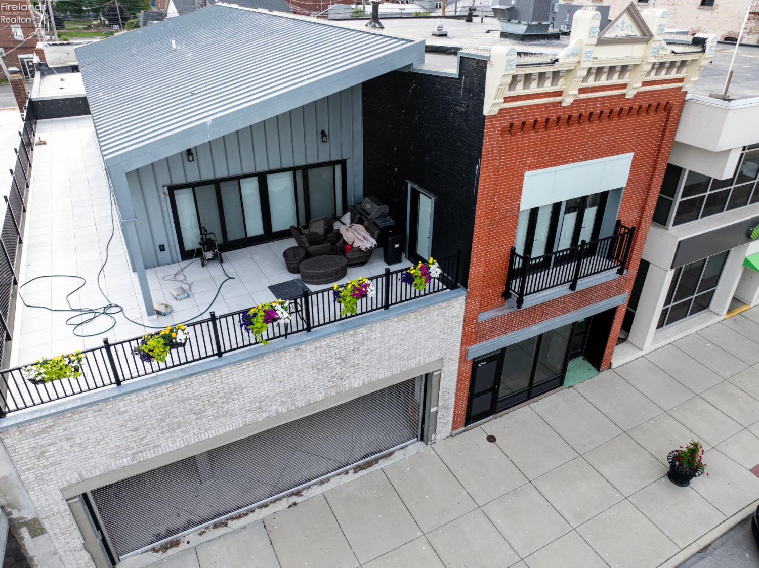 122 Madison Street