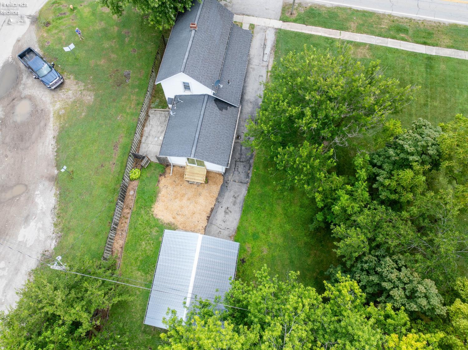 818 N Front Street