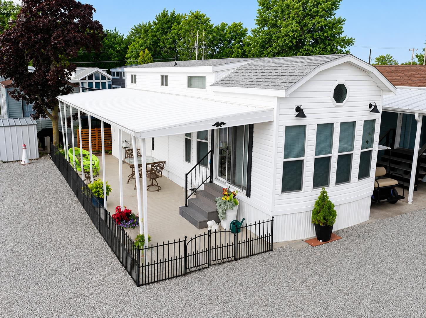 8010 E Bayshore 64