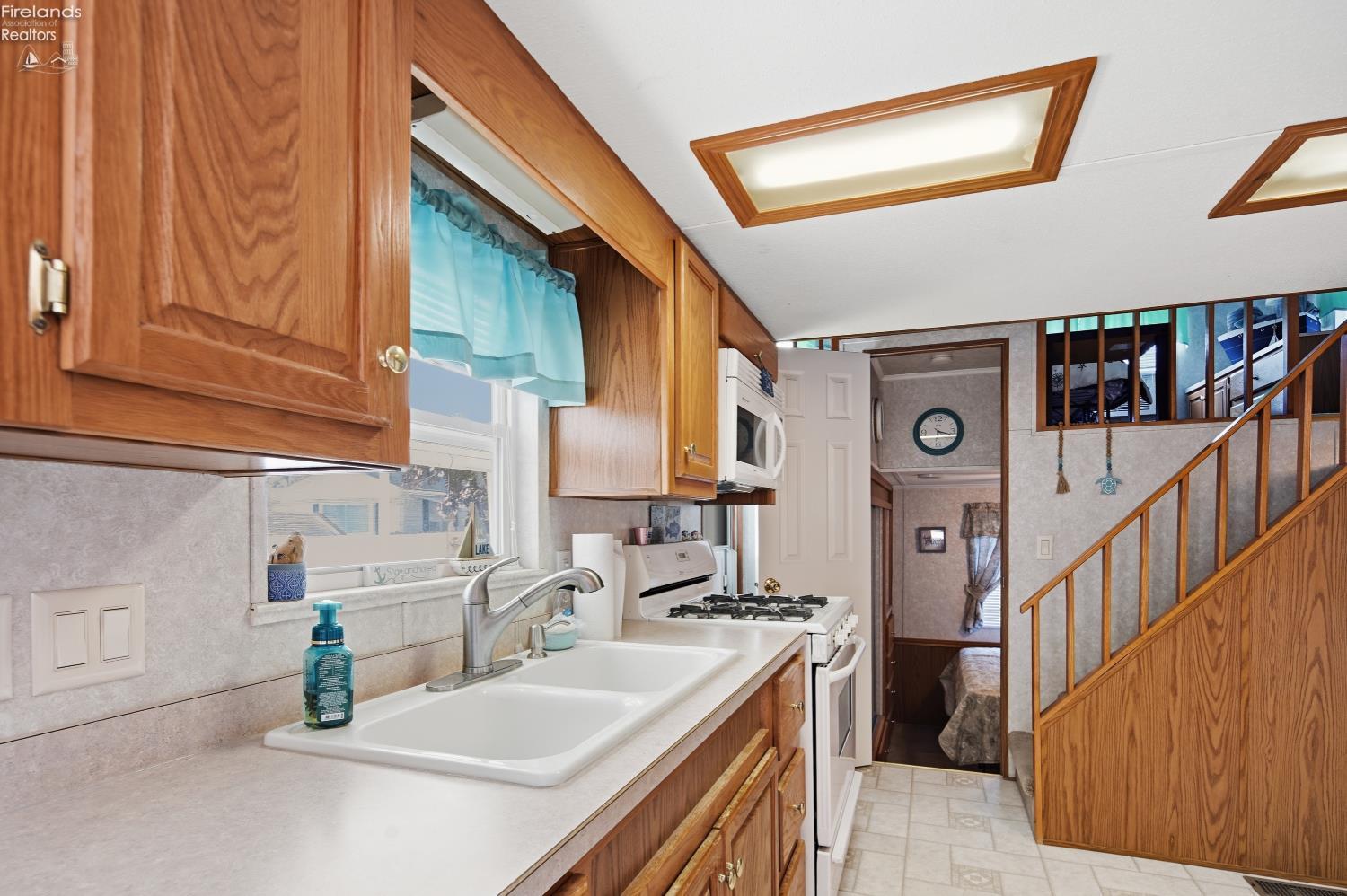 8010 E Bayshore 64