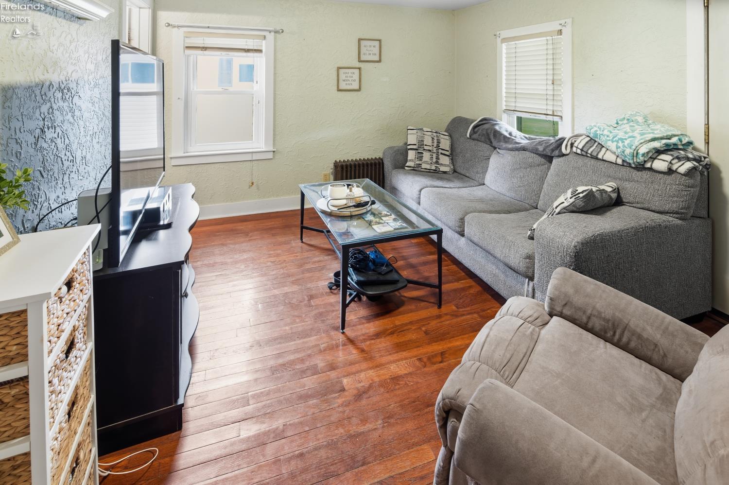 306 Walnut Street