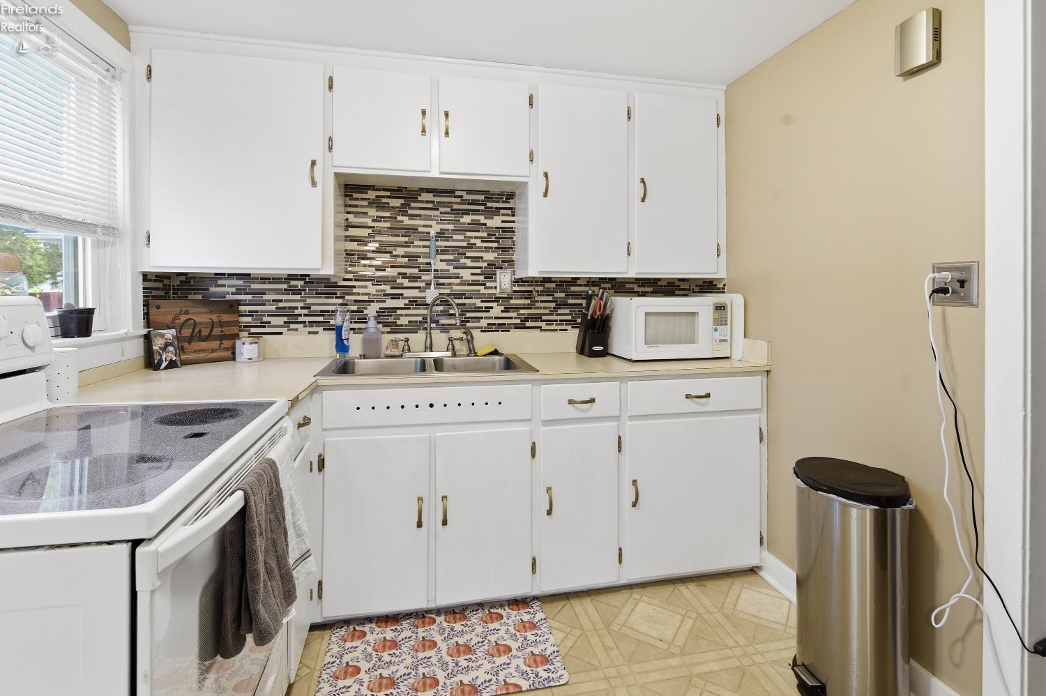 306 Walnut Street
