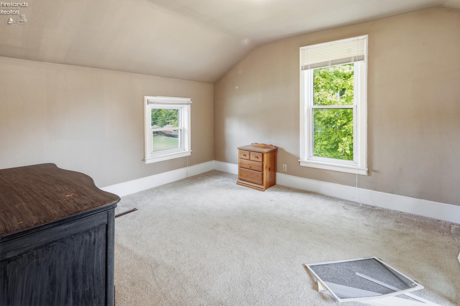 1374 Tiffin Road