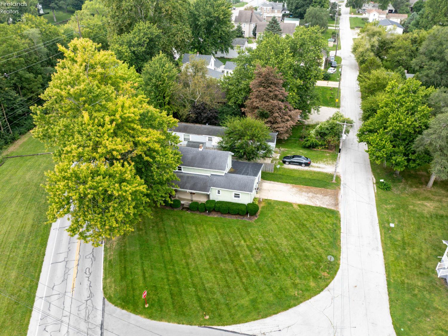 1374 Tiffin Road