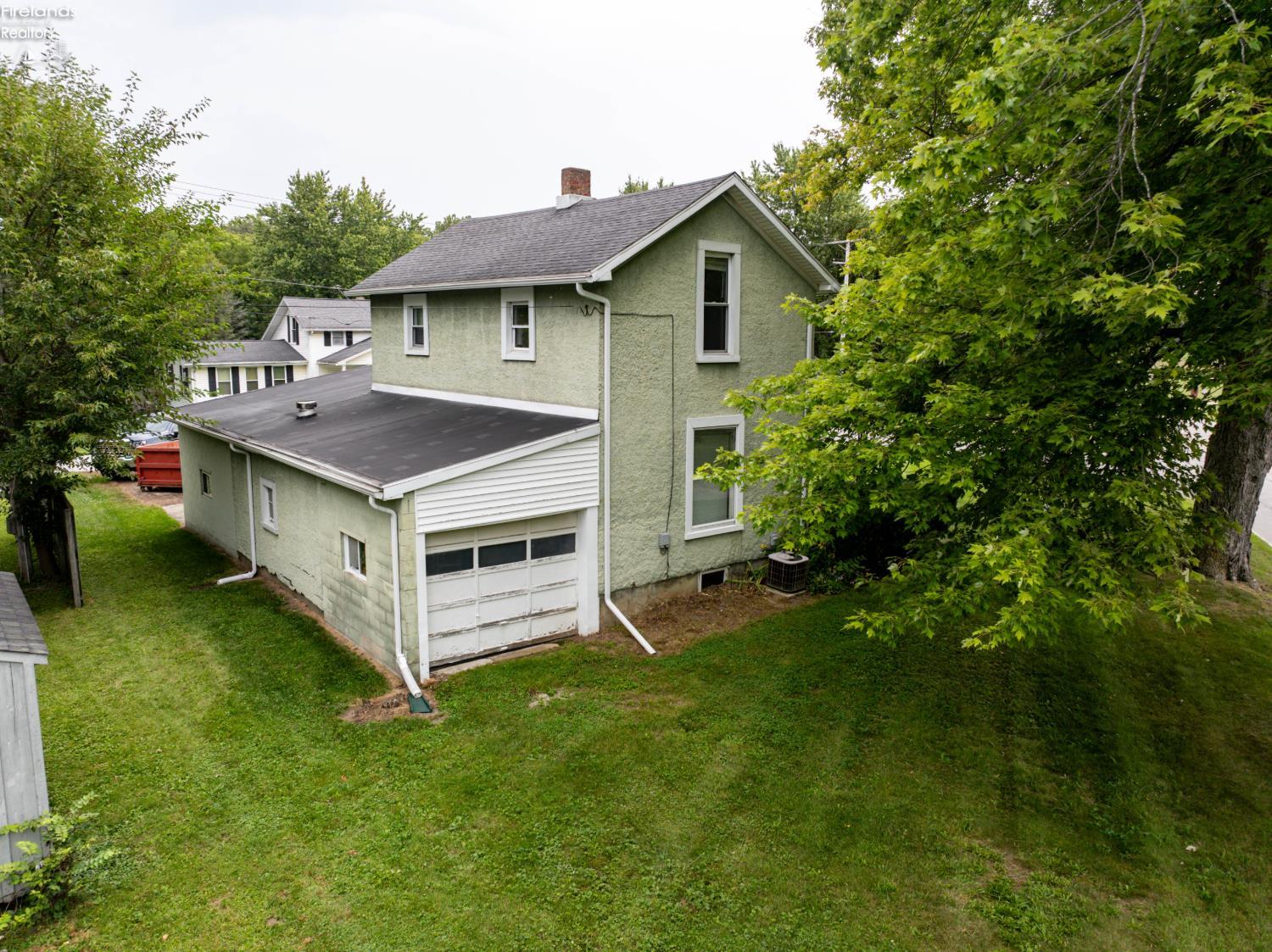 1374 Tiffin Road