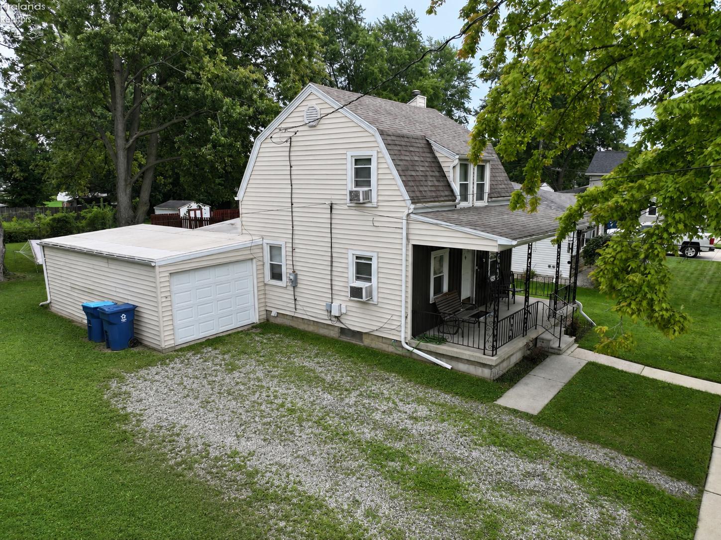 306 Walnut Street