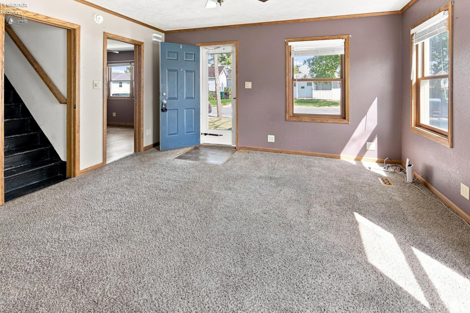 425 W Stevenson Street