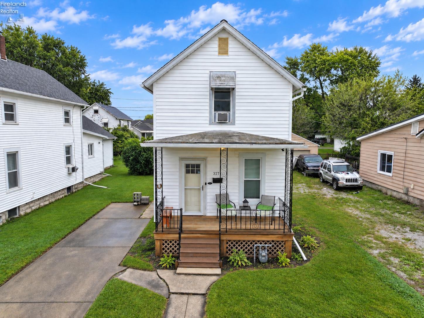 327 Jackson Street
