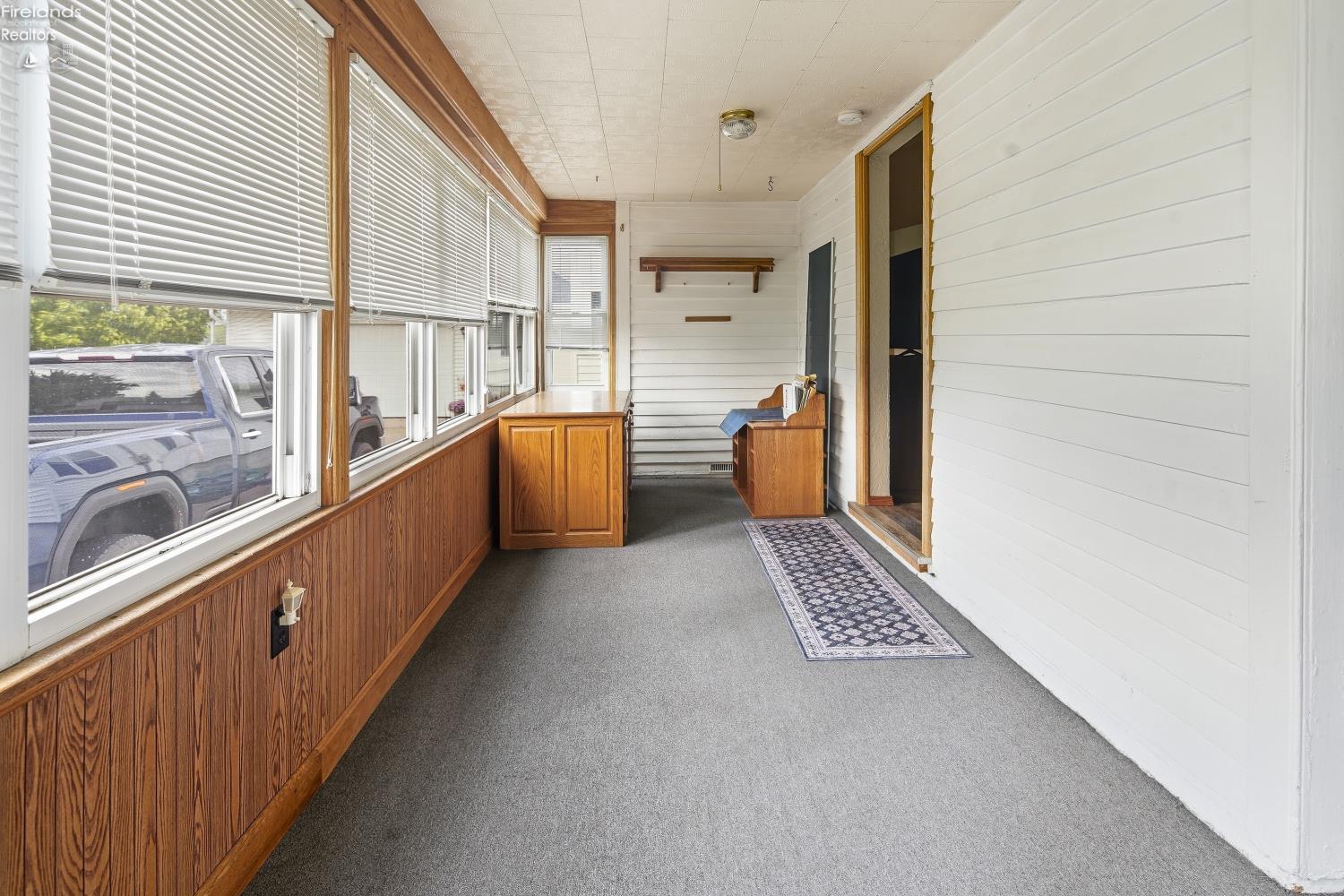 5920 Clover Lane