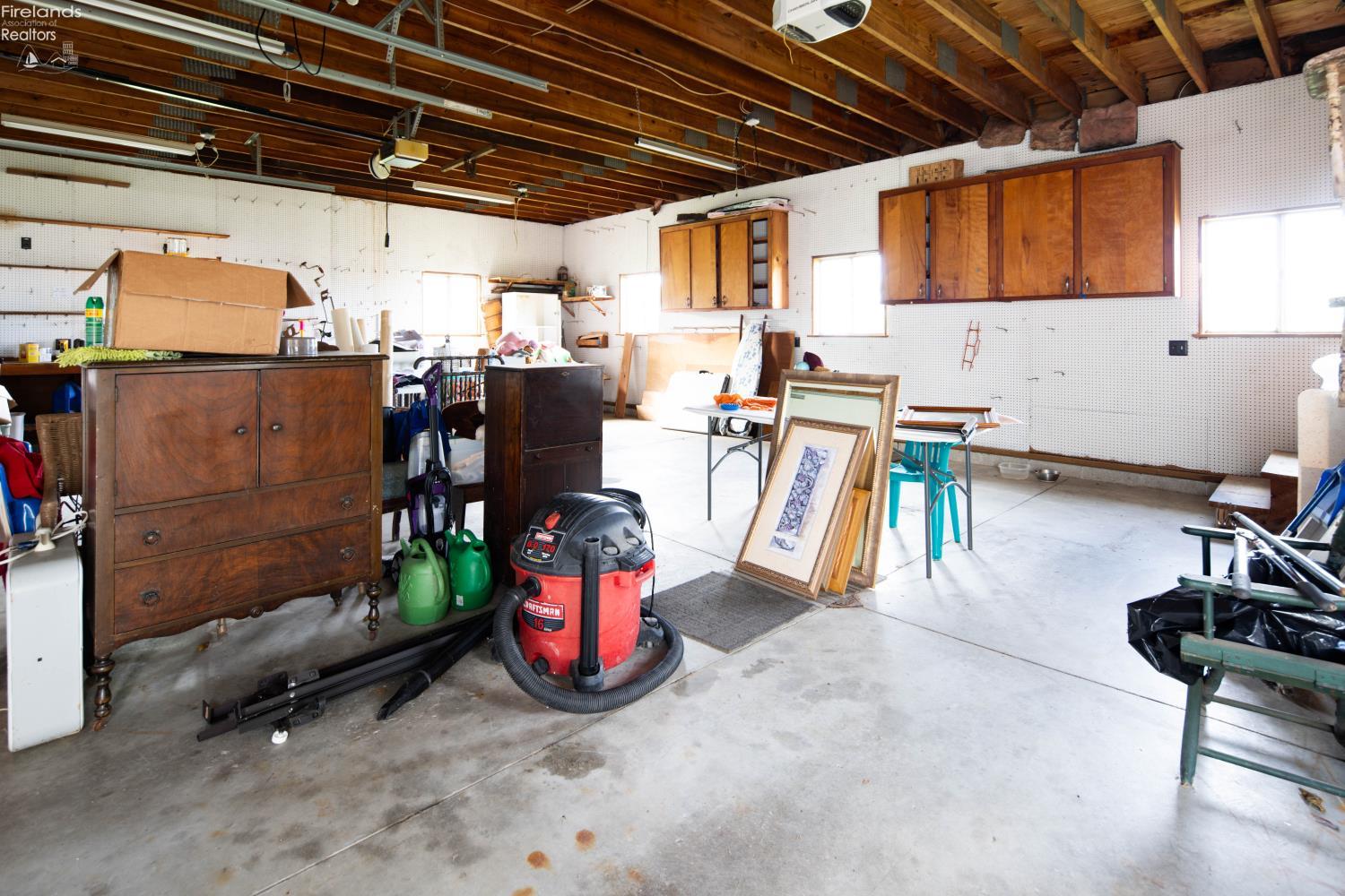 5920 Clover Lane
