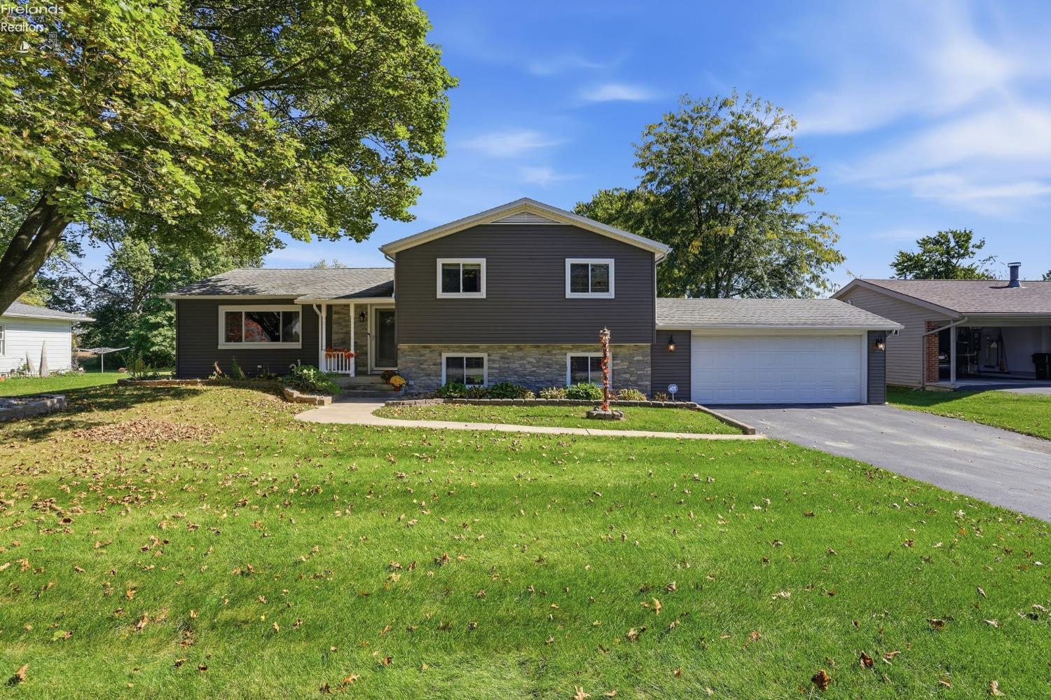 145 Gibson Court, Tiffin