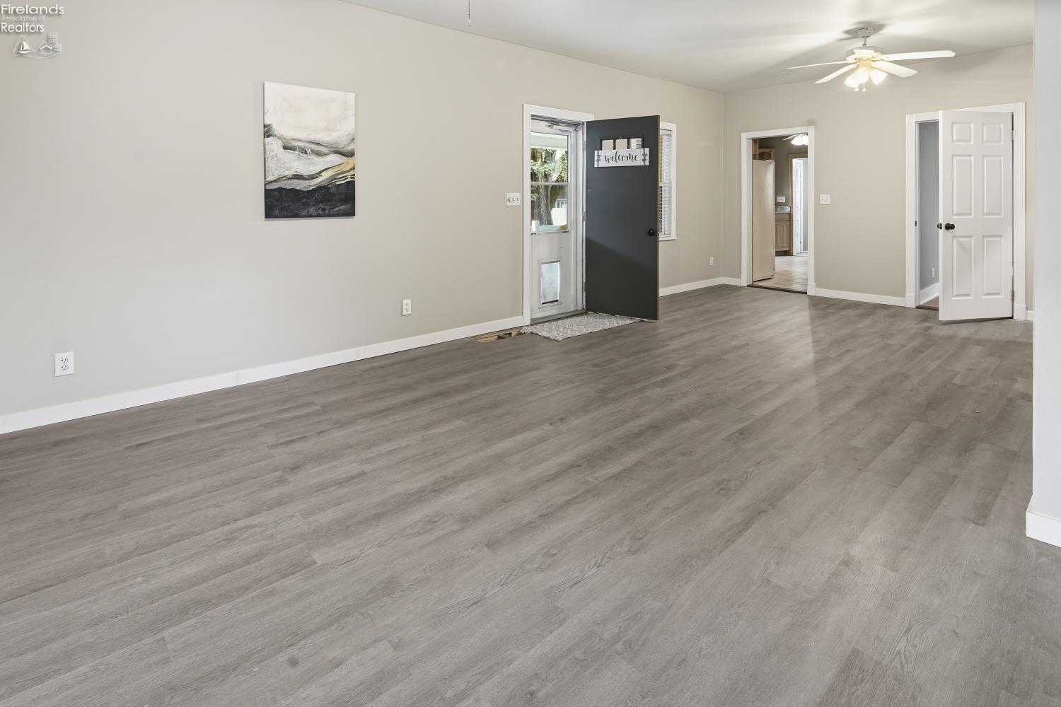 434 White Road