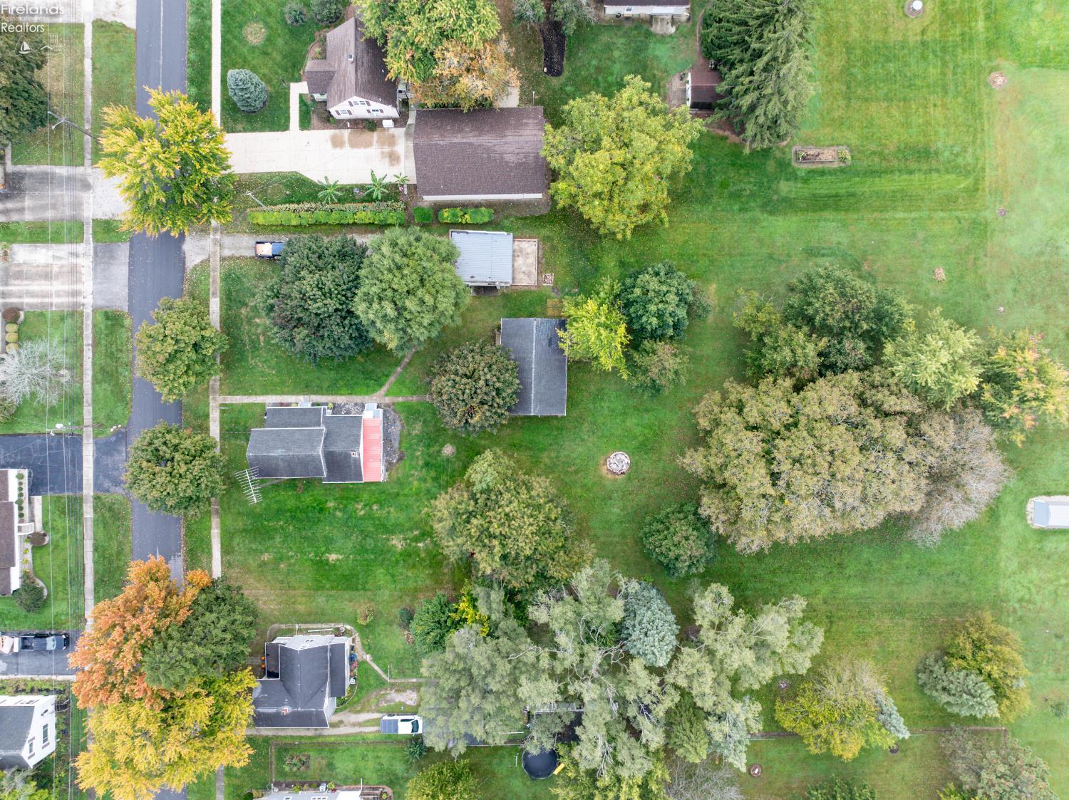 434 White Road