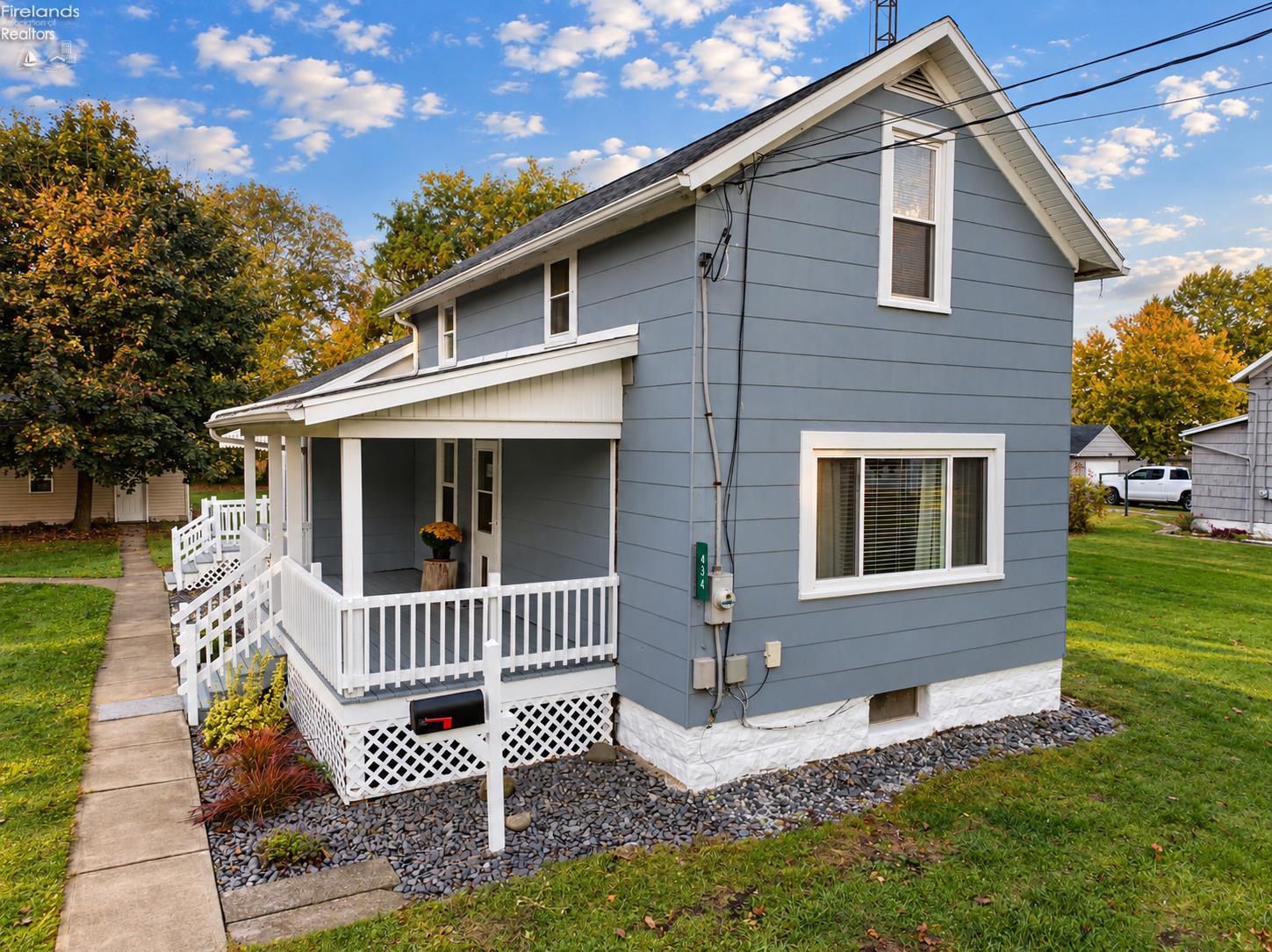 434 White Road