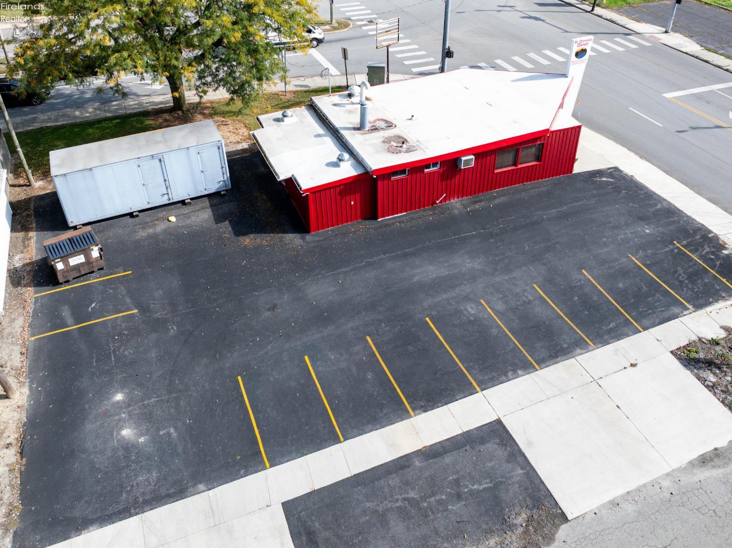 150 W Lytle Street