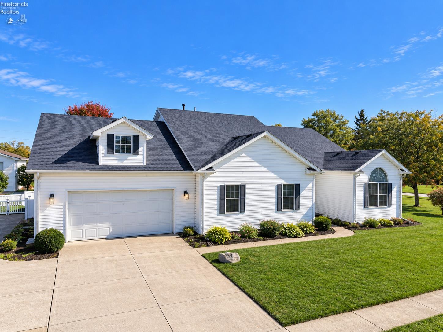1041 Anna Lane