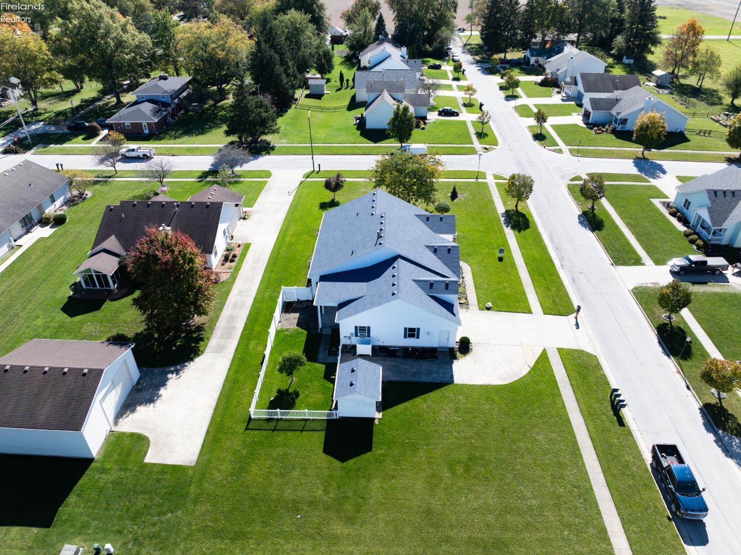 1041 Anna Lane