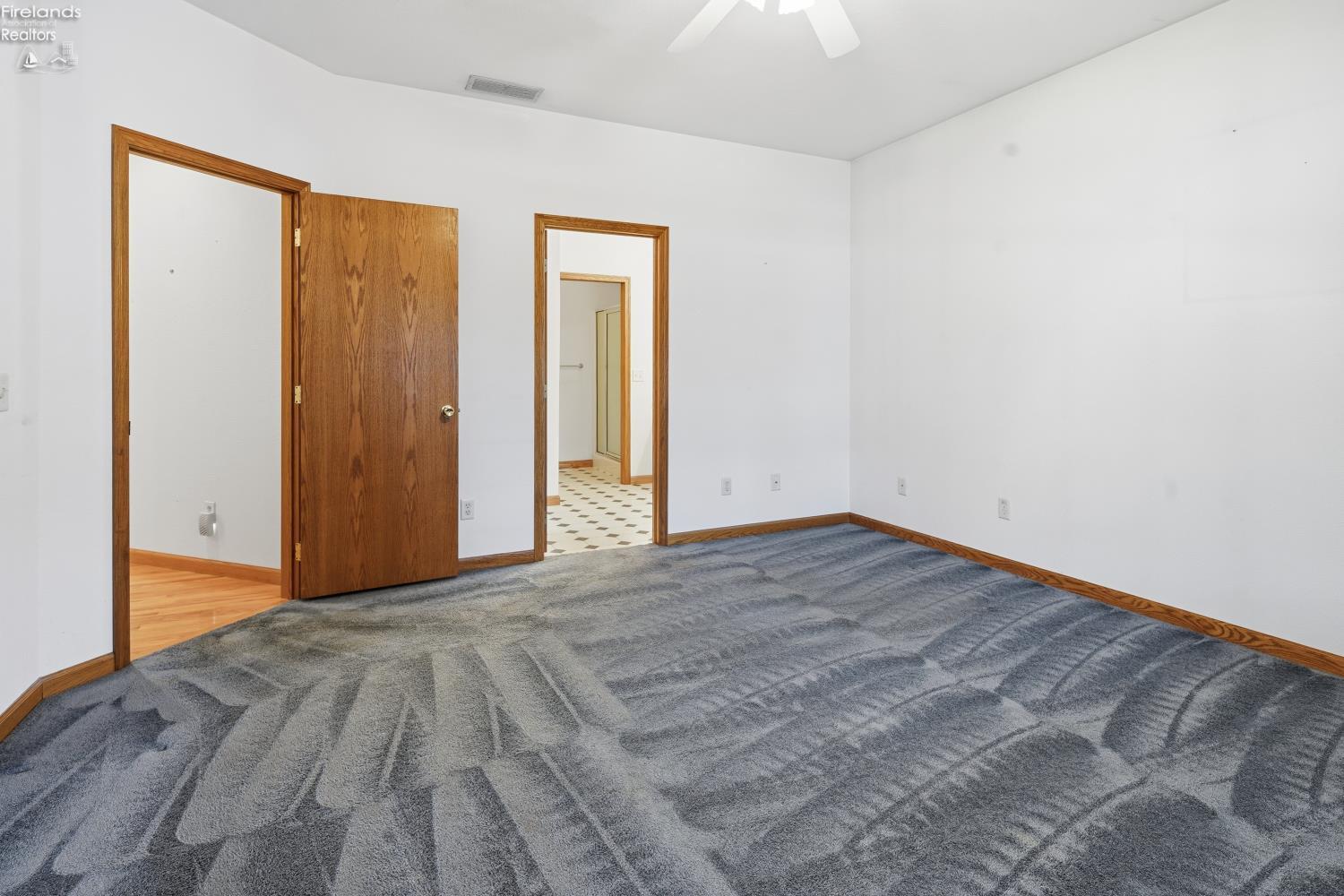 1041 Anna Lane