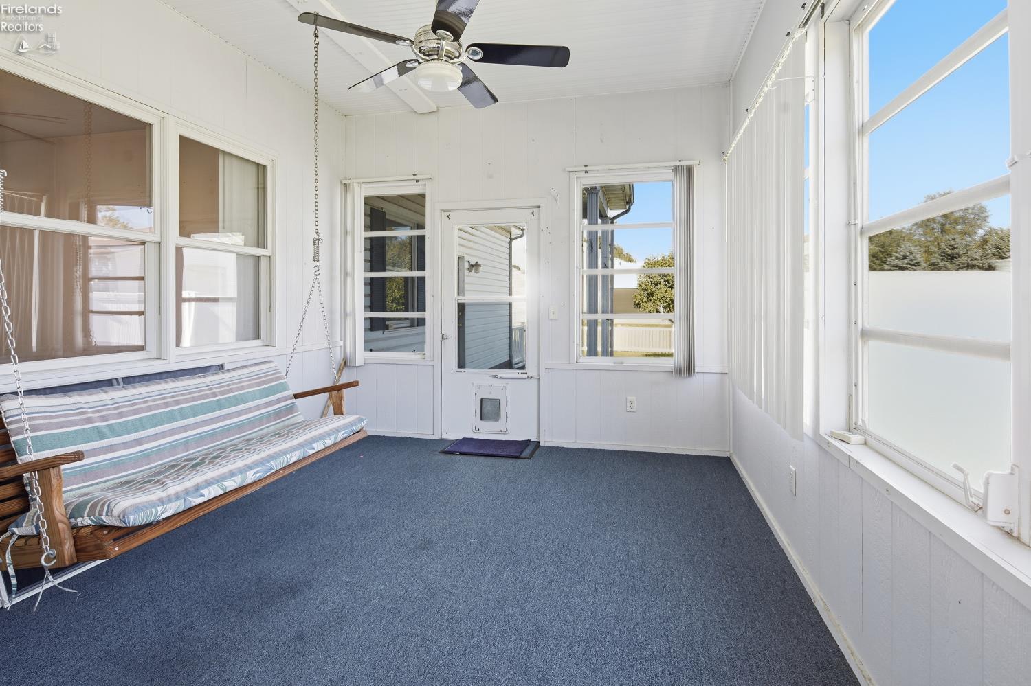 1041 Anna Lane