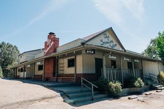 Photo of 42155 Hwy 41 in Oakhurst, CA
