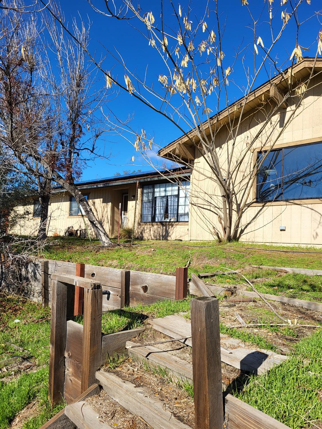 Photo of 47509 Skyline Ridge Rd in Coarsegold, CA