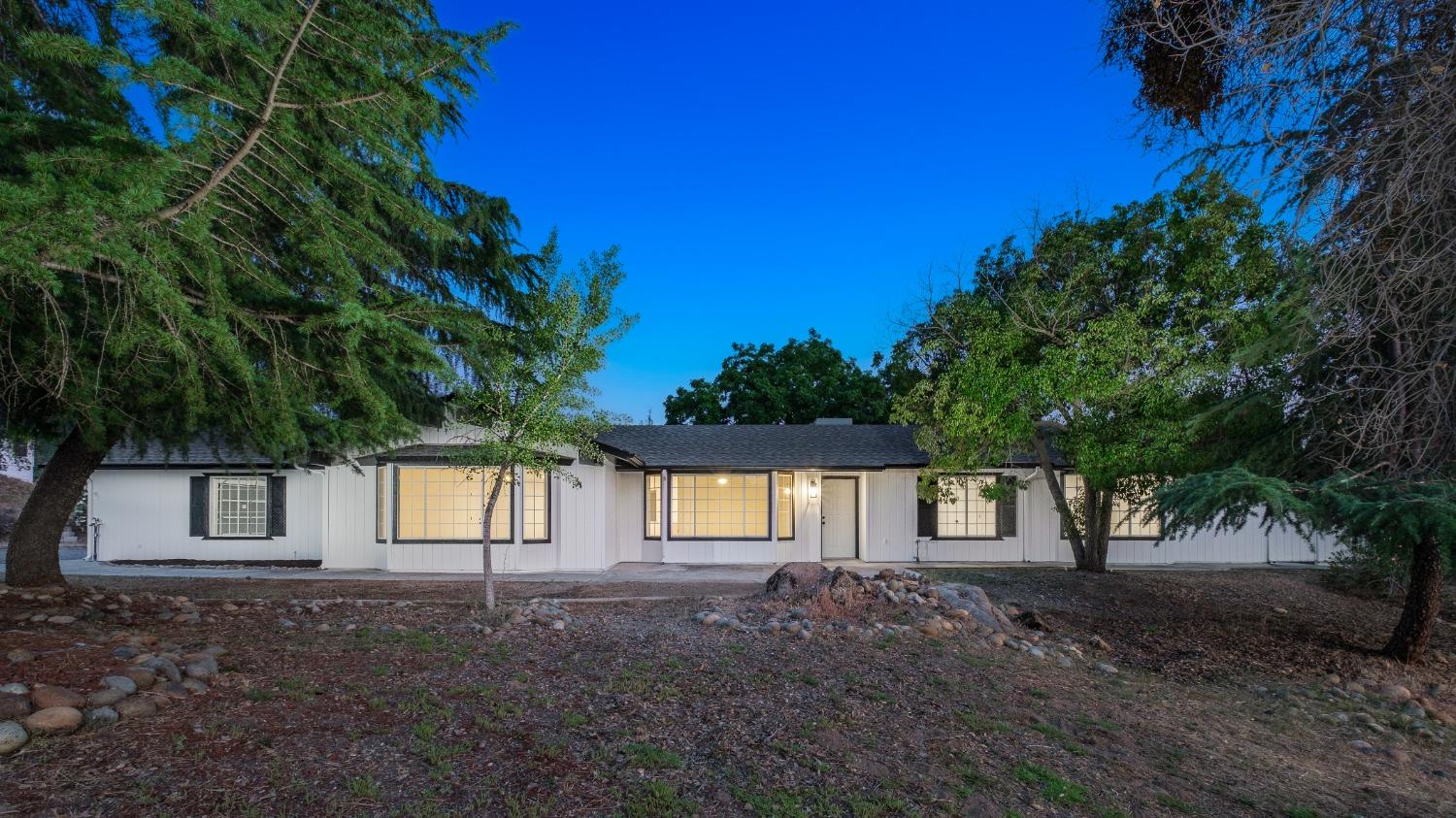 Photo of 42906 Ranger Circle Dr Dr in Coarsegold, CA