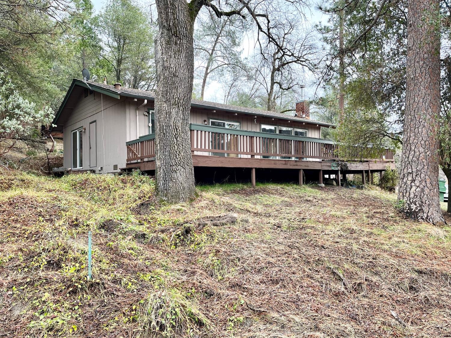 Photo of 51789 S Ponderosa Wy in Oakhurst, CA