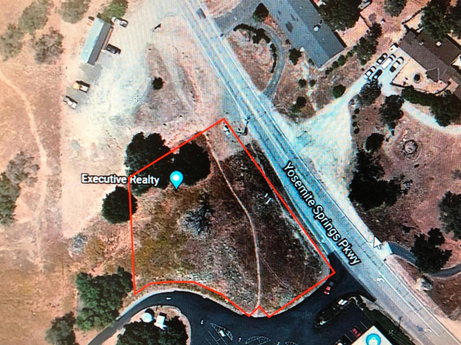 Photo of 28440 Yosemite Springs Pky in Coarsegold, CA