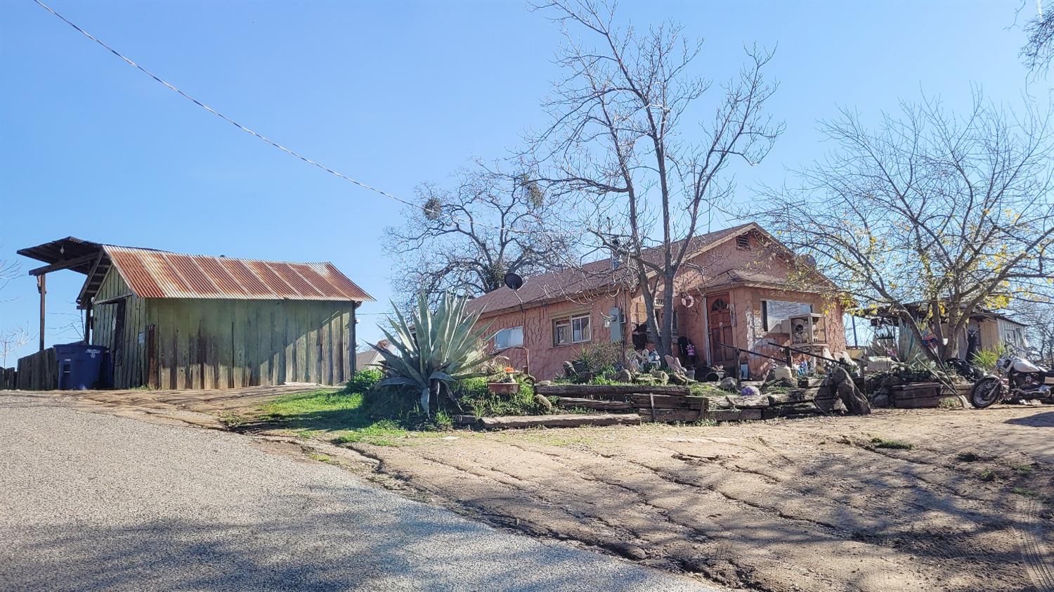 Photo of 32399 Front St in Raymond, CA
