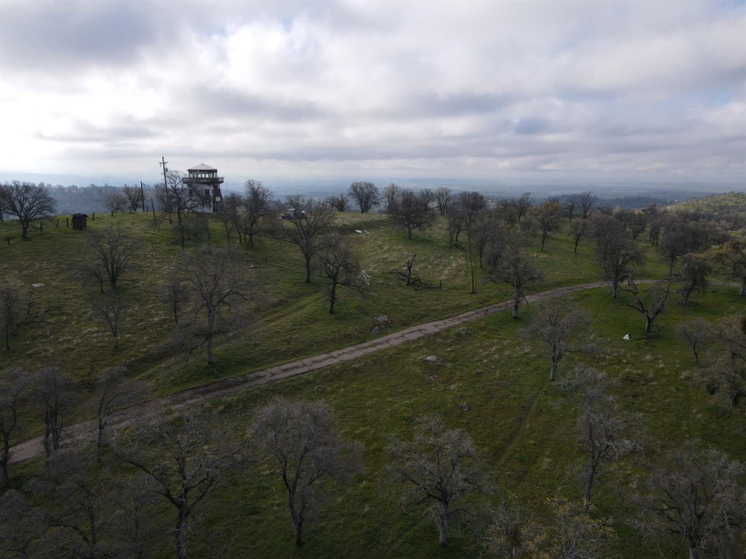Photo of 25848 Rd 207 in Coarsegold, CA