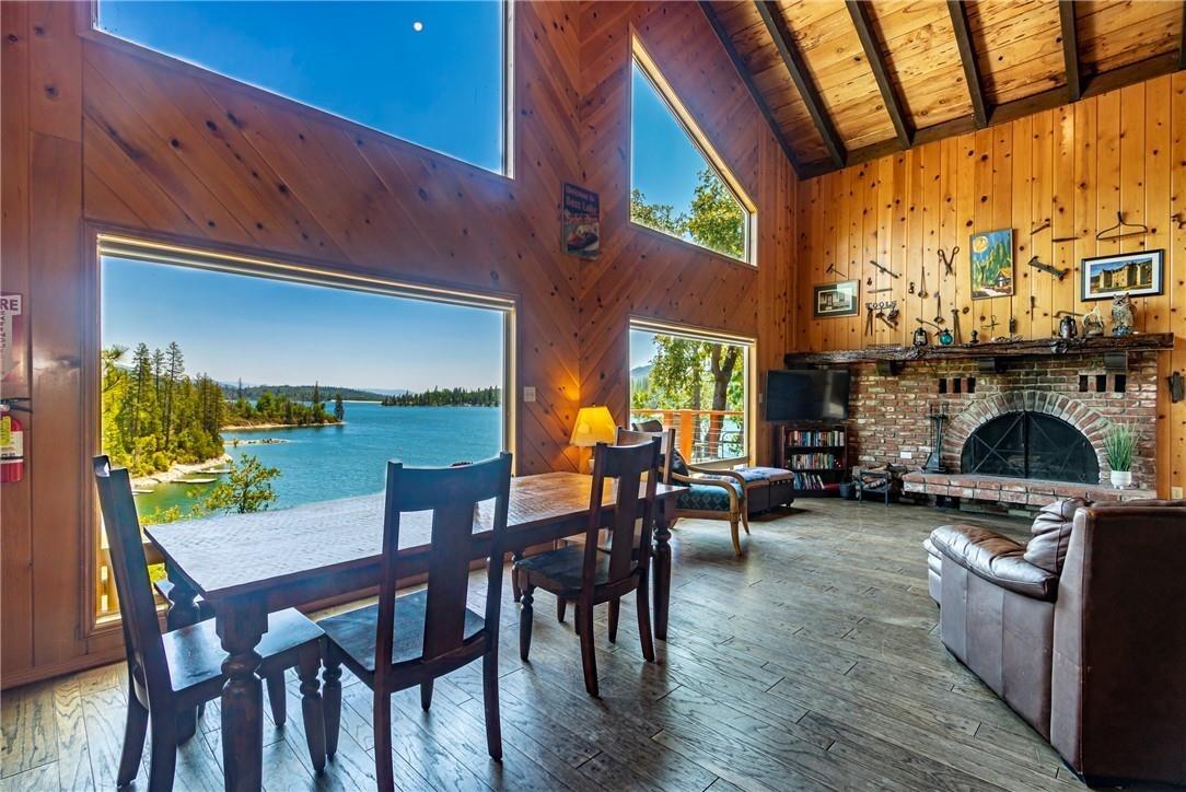 Photo of 55276 Lake View Dr in Bass Lake, CA