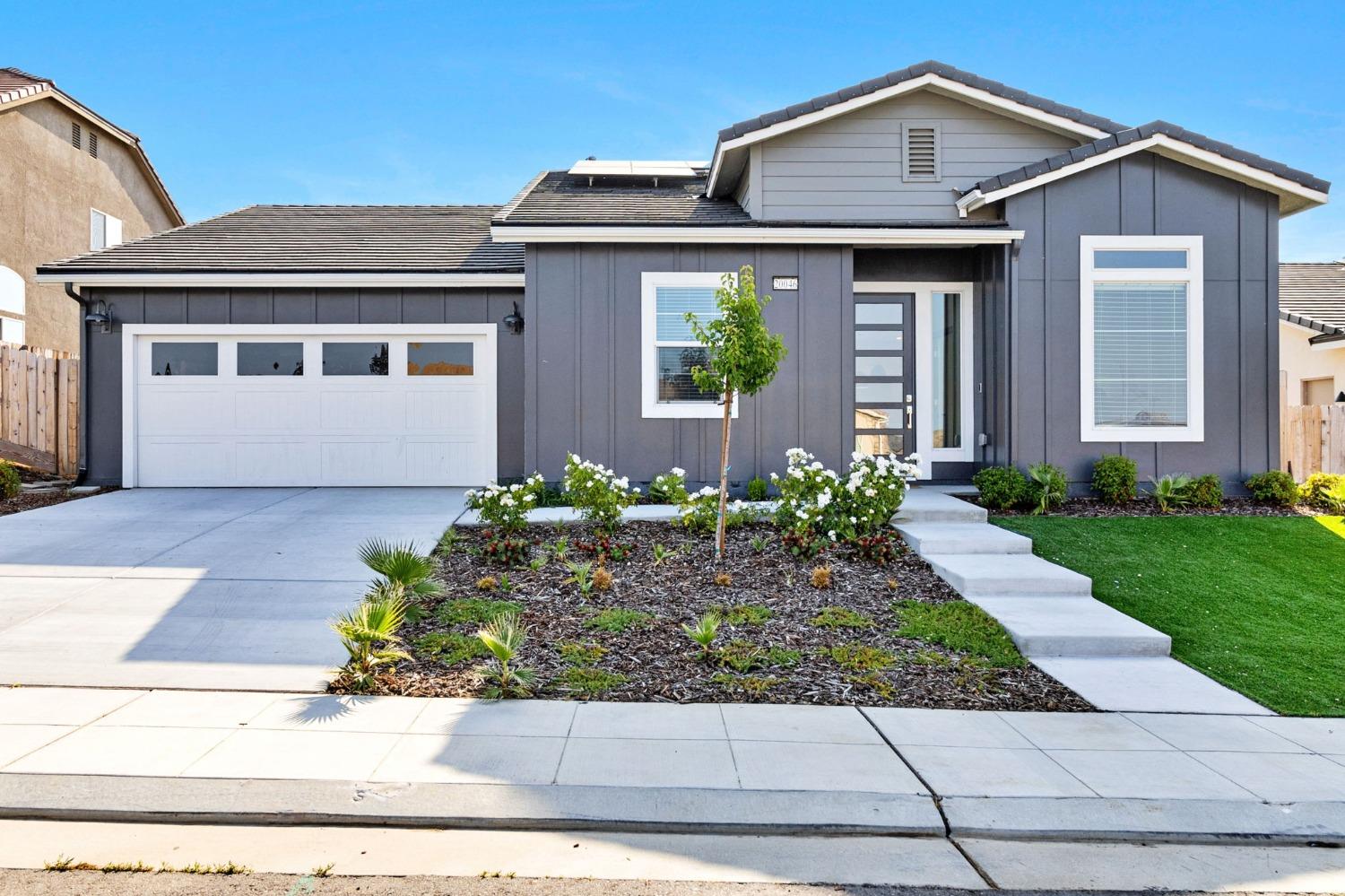 Photo of 20046 Sunset Dr in Friant, CA