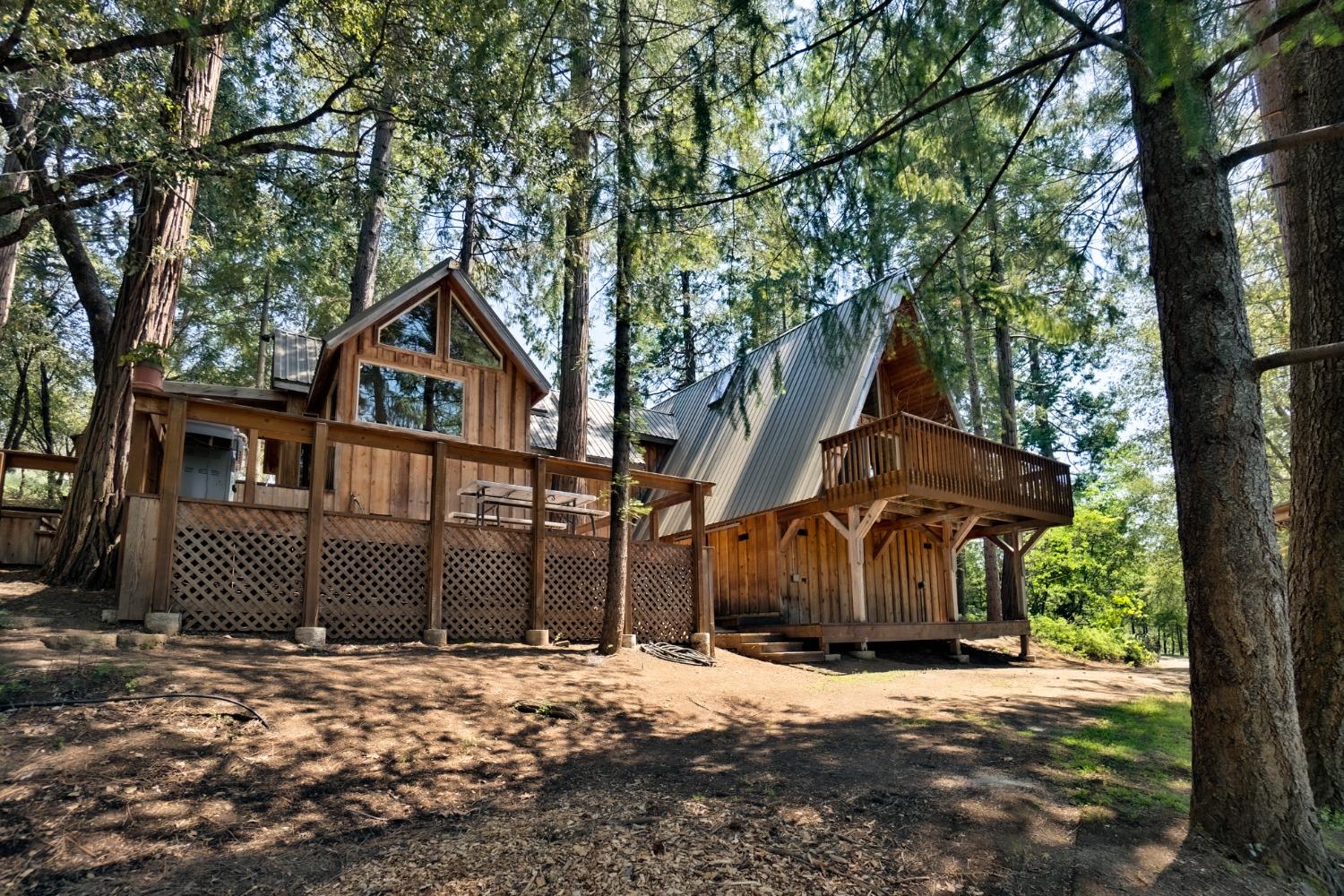 Photo of 37603 Peterson Rd in Auberry, CA
