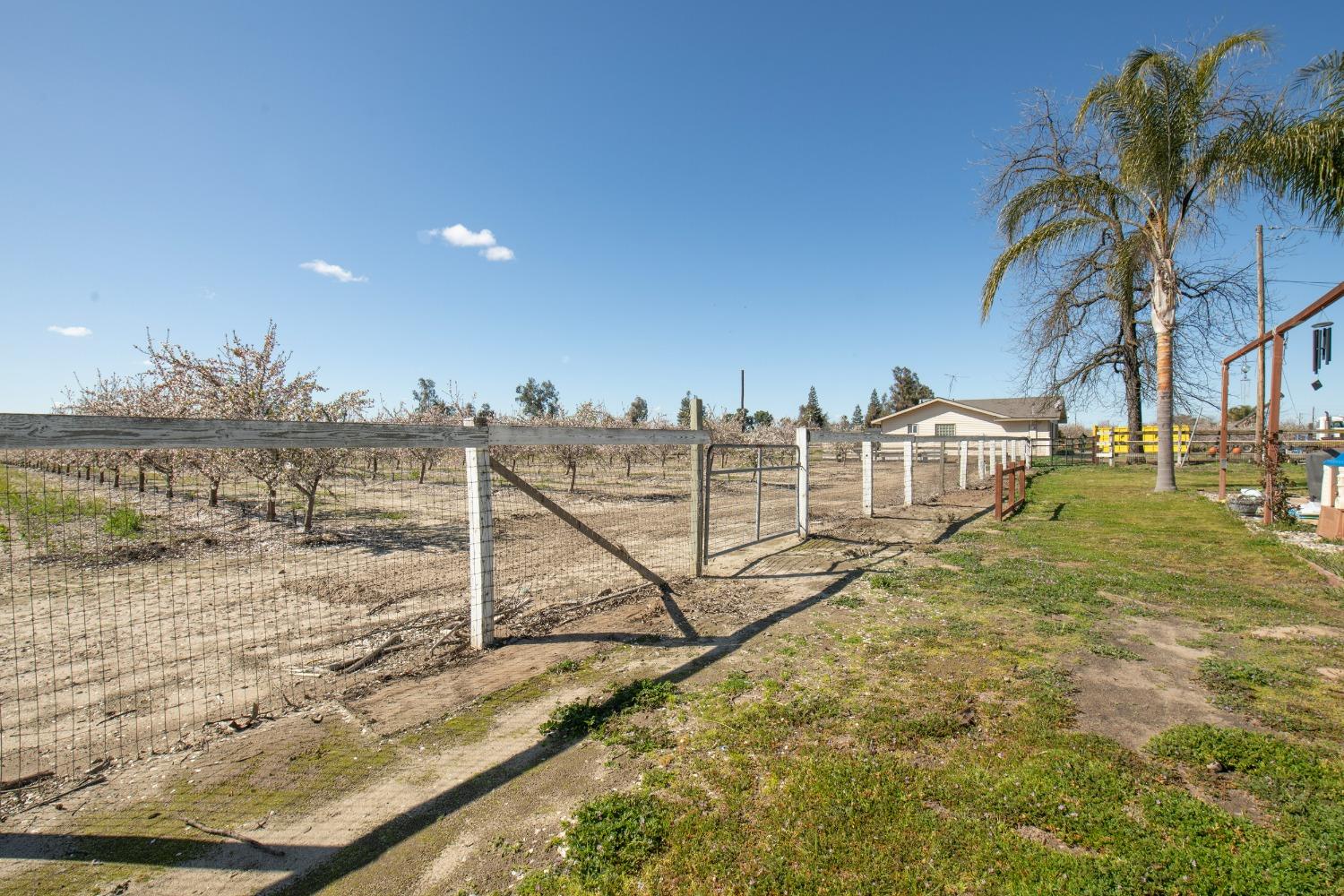 12171 E Huntsman Avenue
