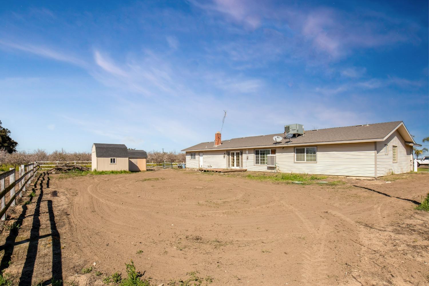 12171 E Huntsman Avenue