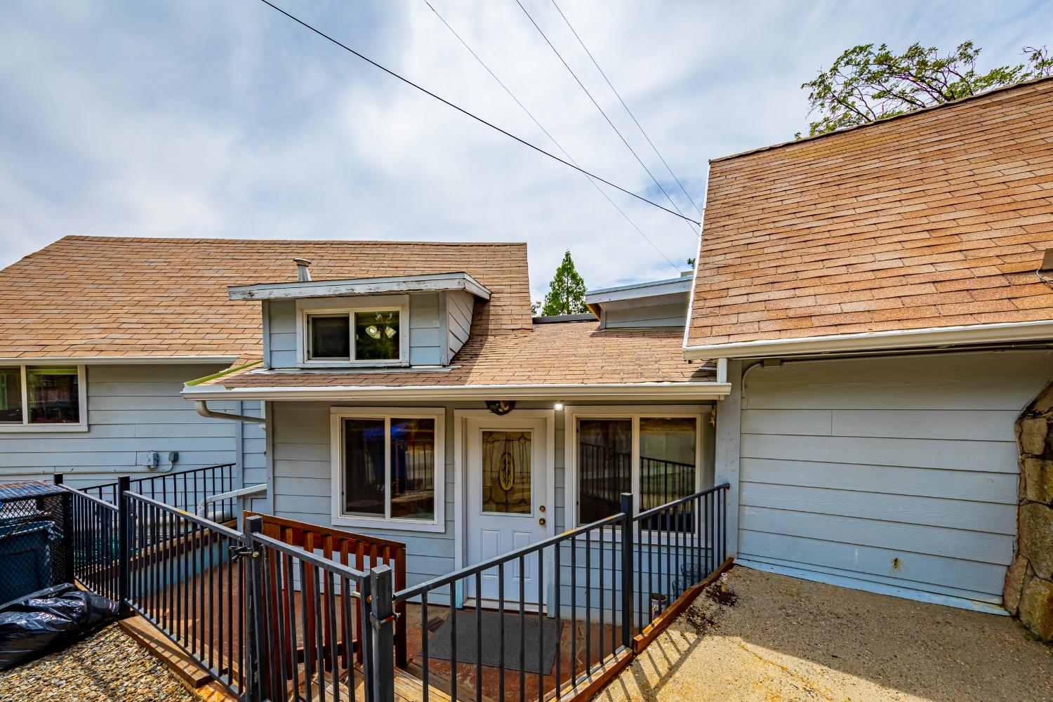 Photo of 54113 N Shore Rd in Bass Lake, CA