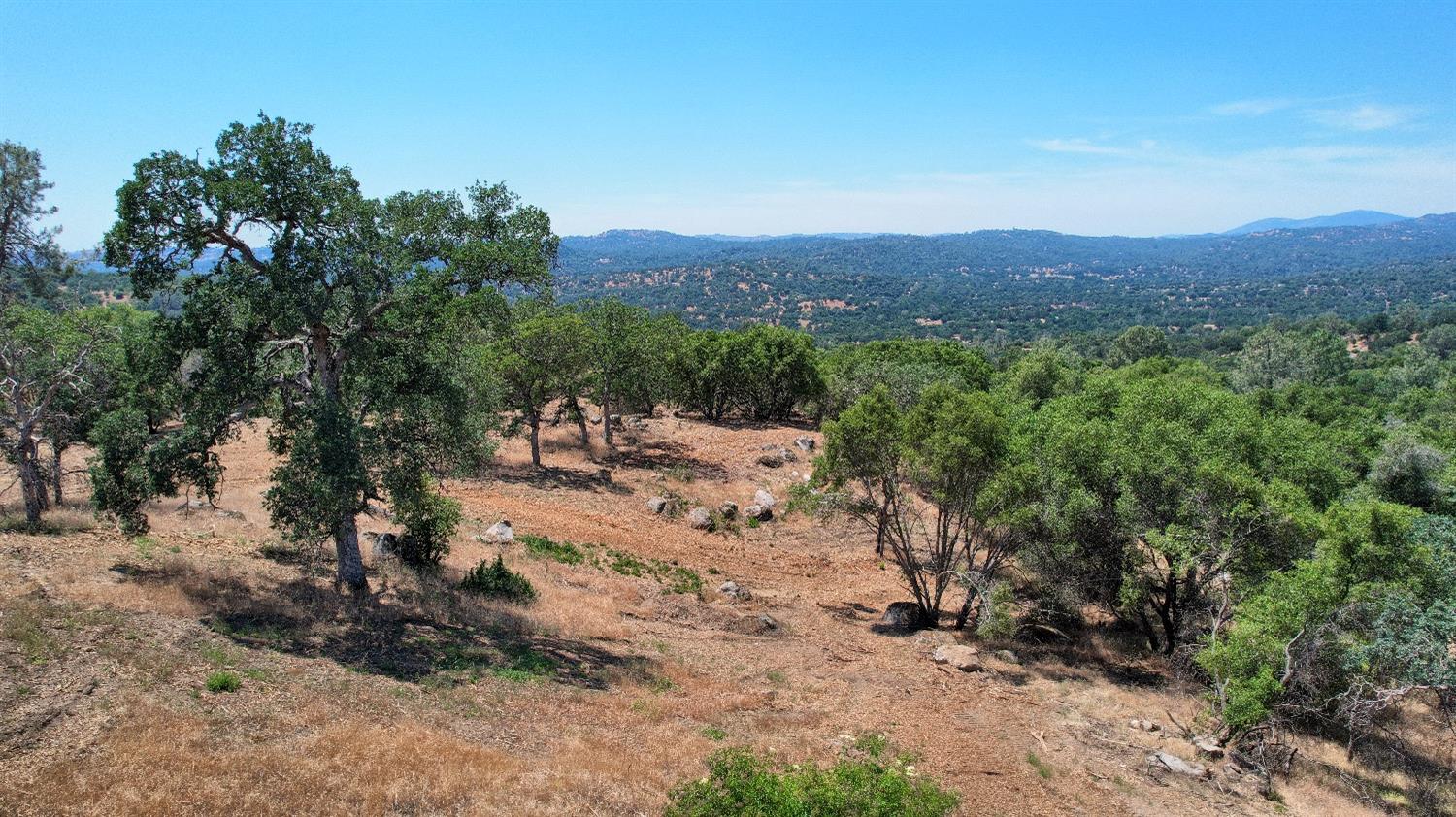 Photo of 3346 Hidden Valley Rd in Mariposa, CA