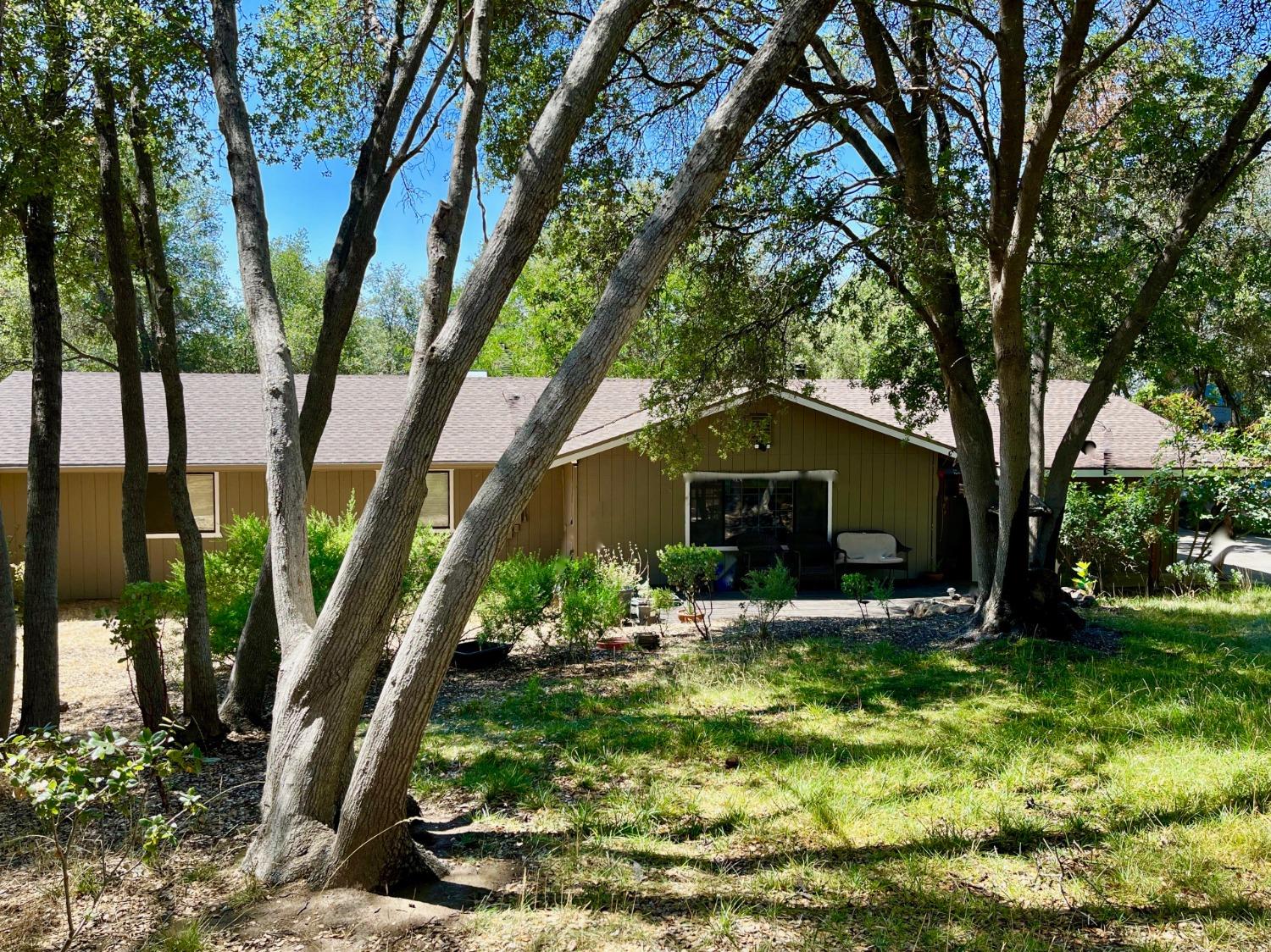 Photo of 47306 Ottawa Ave in Coarsegold, CA