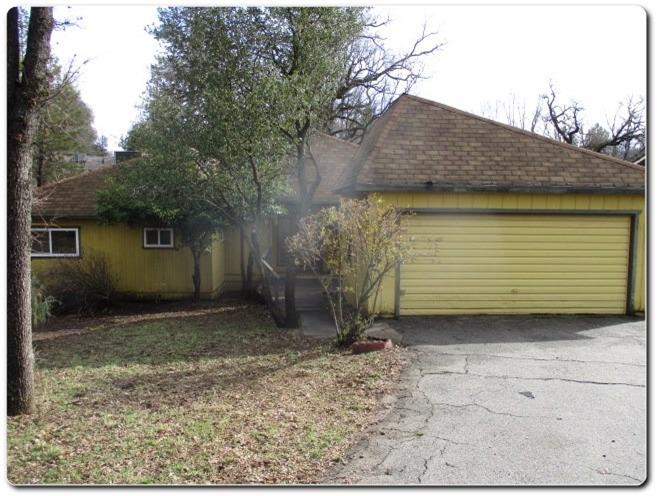 Photo of 40367 Redbud Dr in Oakhurst, CA
