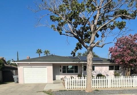 This home is located in a well-established neighborhood and is centrally located near Fashion Fair shopping, schools, public transportation .and Fresno State University. This home features 3 bedroom, 1 1/2 bathrooms plus a step-down family room located of the side of the kitchen. The back yard is large enough for great family gatherings. Call today for your private showing.