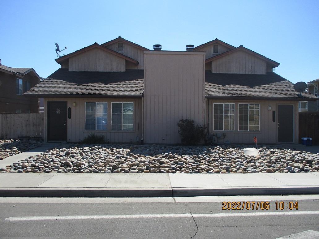 Photo of 660 S 19th Ave in Lemoore, CA
