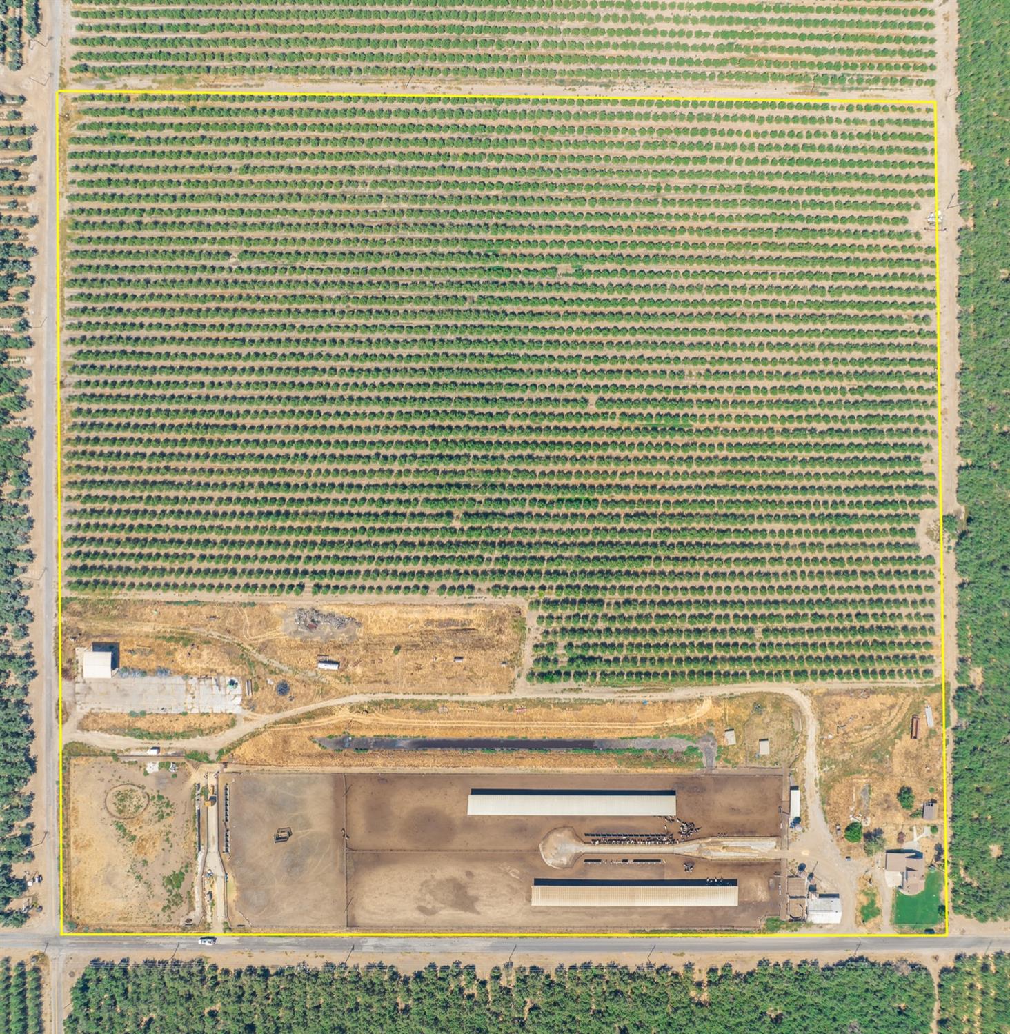 Almond ranch offering 42 acres of Non-pariel/Monterey planted in 2018. 2 water sources ag well and CWD.
