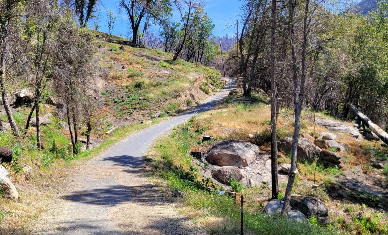 Photo of 59889 Hillcrest Rd in North Fork, CA
