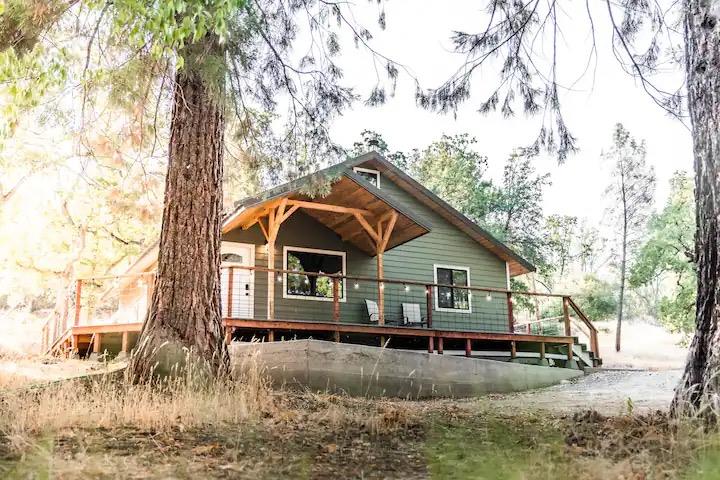 Photo of 33209 Rd 222 in North Fork, CA