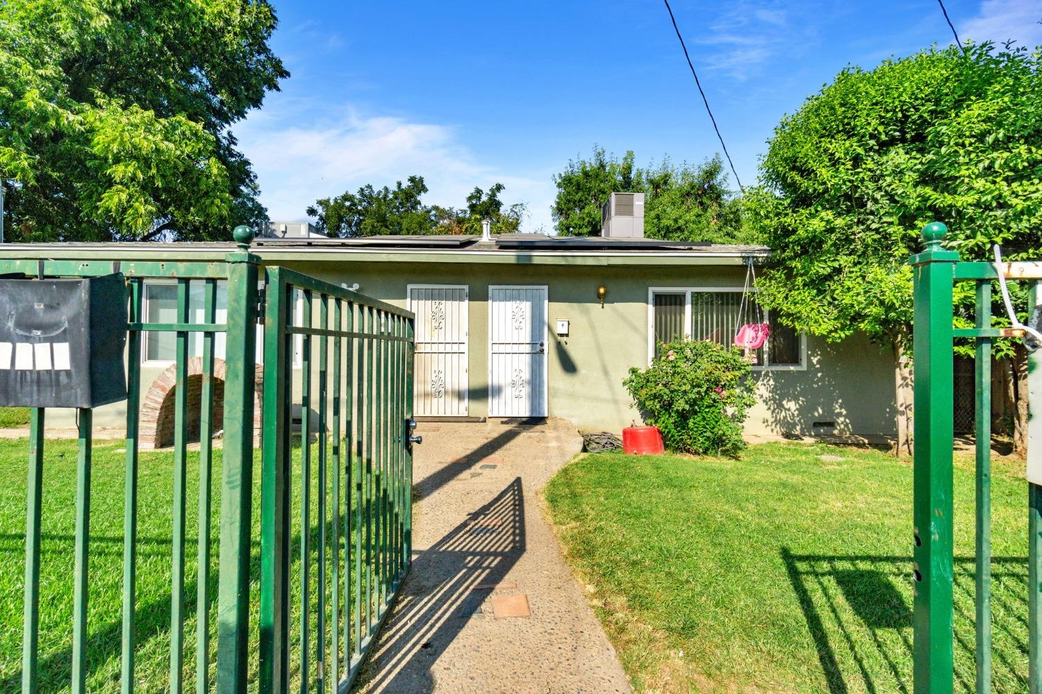 2024 S 9th Street, Fresno, CA 93702