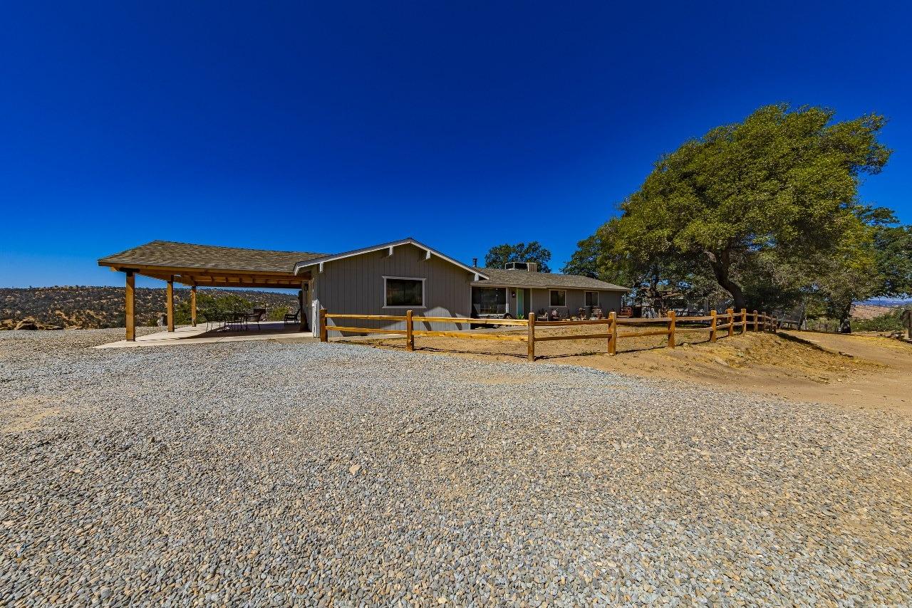 Photo of 40793 Leland Gulch Rd in Raymond, CA