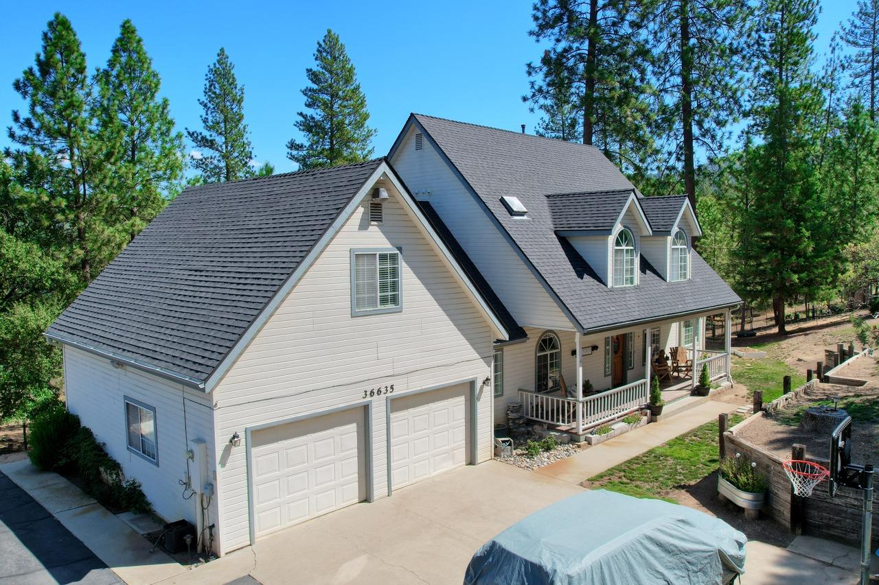 Photo of 36635 Mattie Fhy Ct in Coarsegold, CA